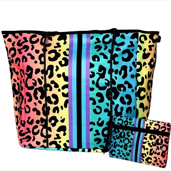 ❗️NEW❗️Vibrant Color Tote - Picture 4 of 9